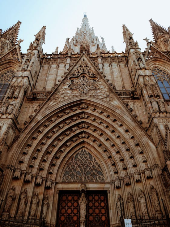A worm’s eye view of the Barcelona Cathedral